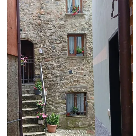 La Casa Di Pietra A