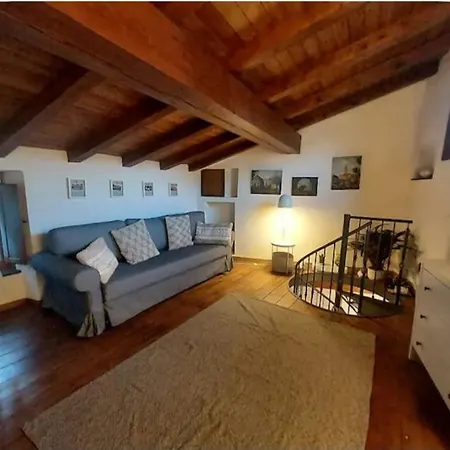 La Casa Di Pietra A Apartmán Carro